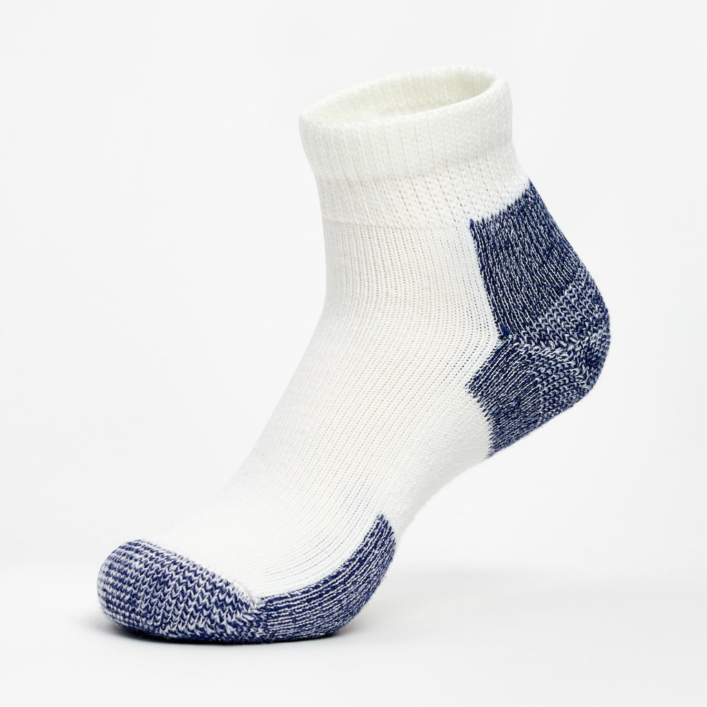 Thorlo Maximum Cushion Ankle Running Socks (3 Pairs) | #color_white/navy