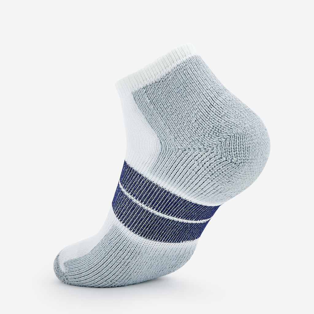 Thorlo Men's Maximum Cushion Low-Cut Running Socks | #color_navy