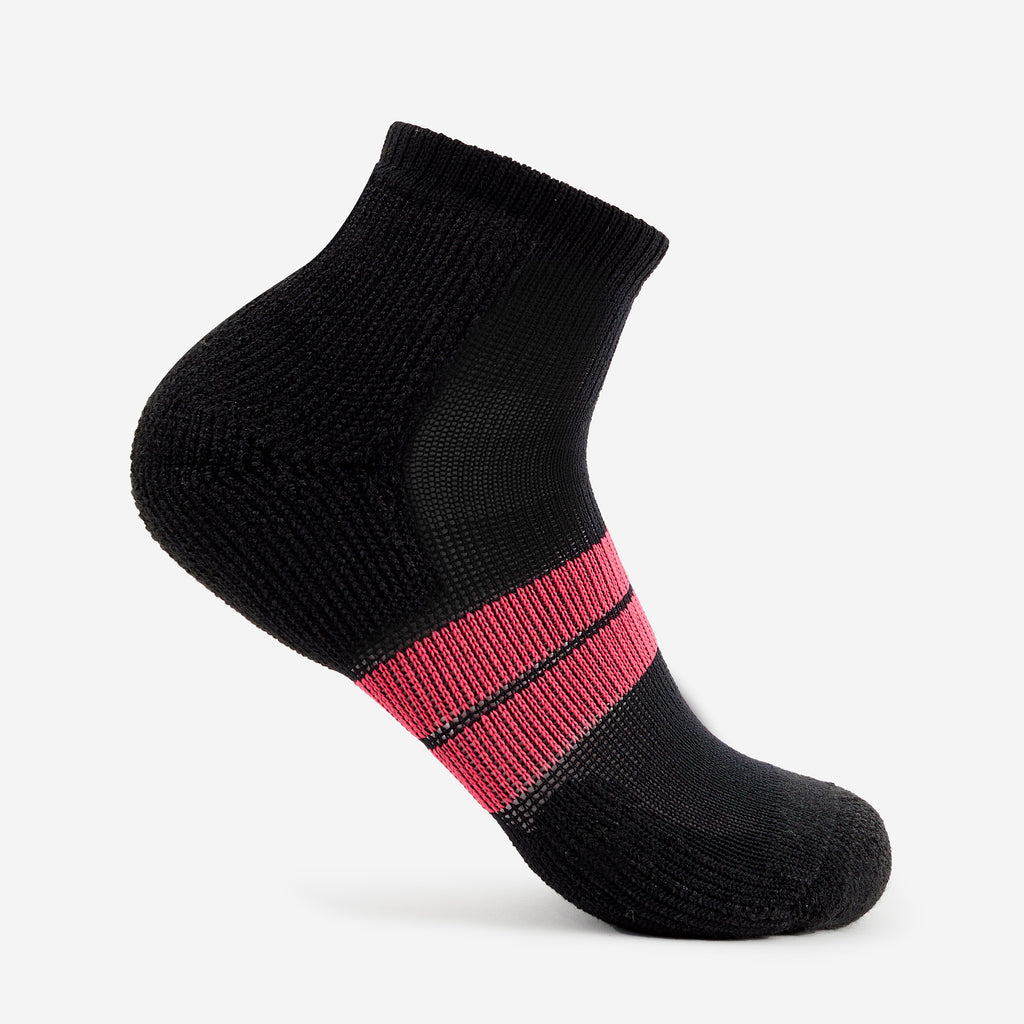 Thorlo Women's Maximum Cushion Low-Cut Running Socks | #color_black/dark pink