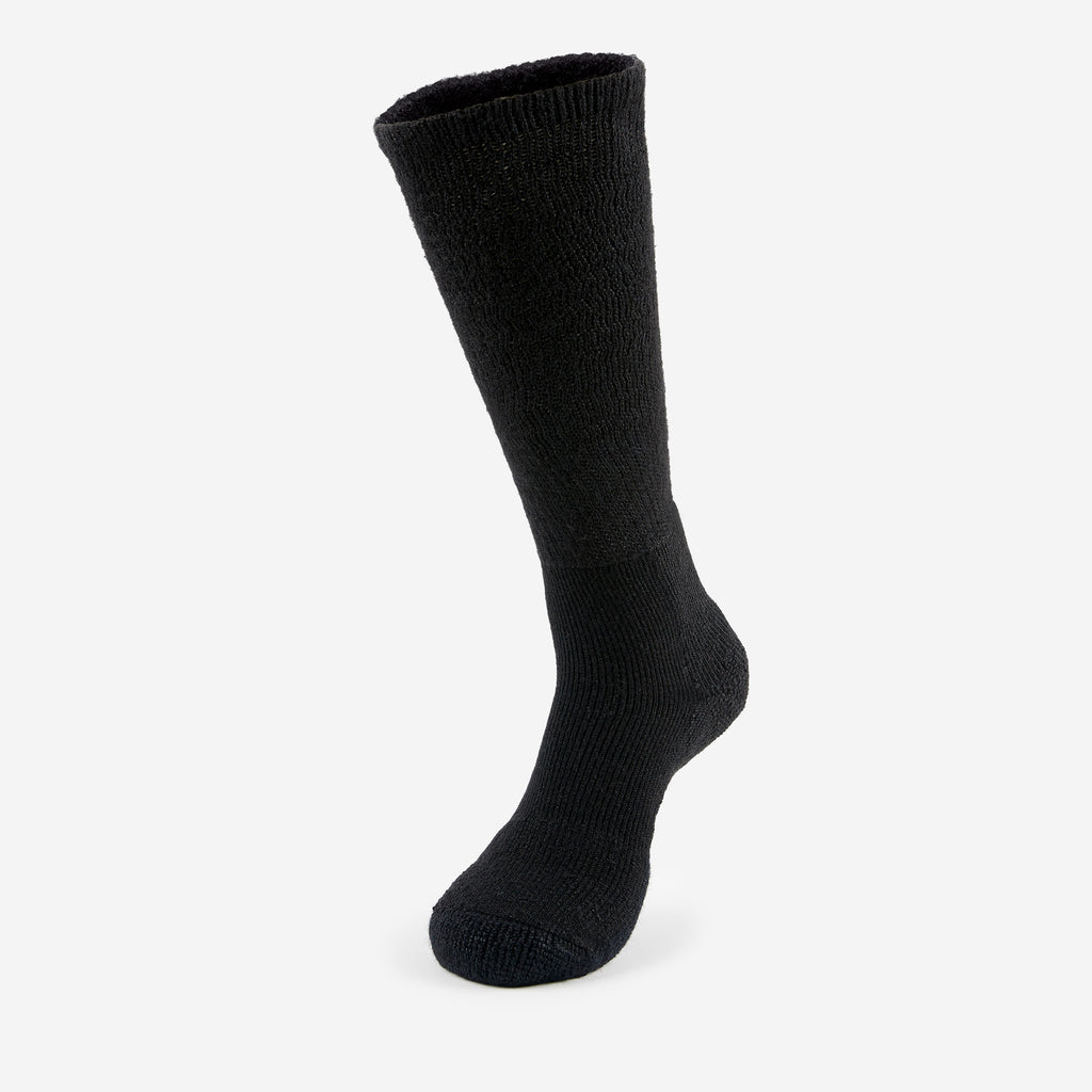 Thorlo Maximum Cushion Over-Calf Basketball Socks | #color_black