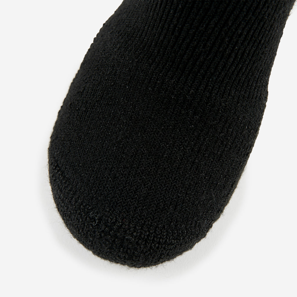 Thorlo Maximum Cushion Crew Basketball Socks | #color_black