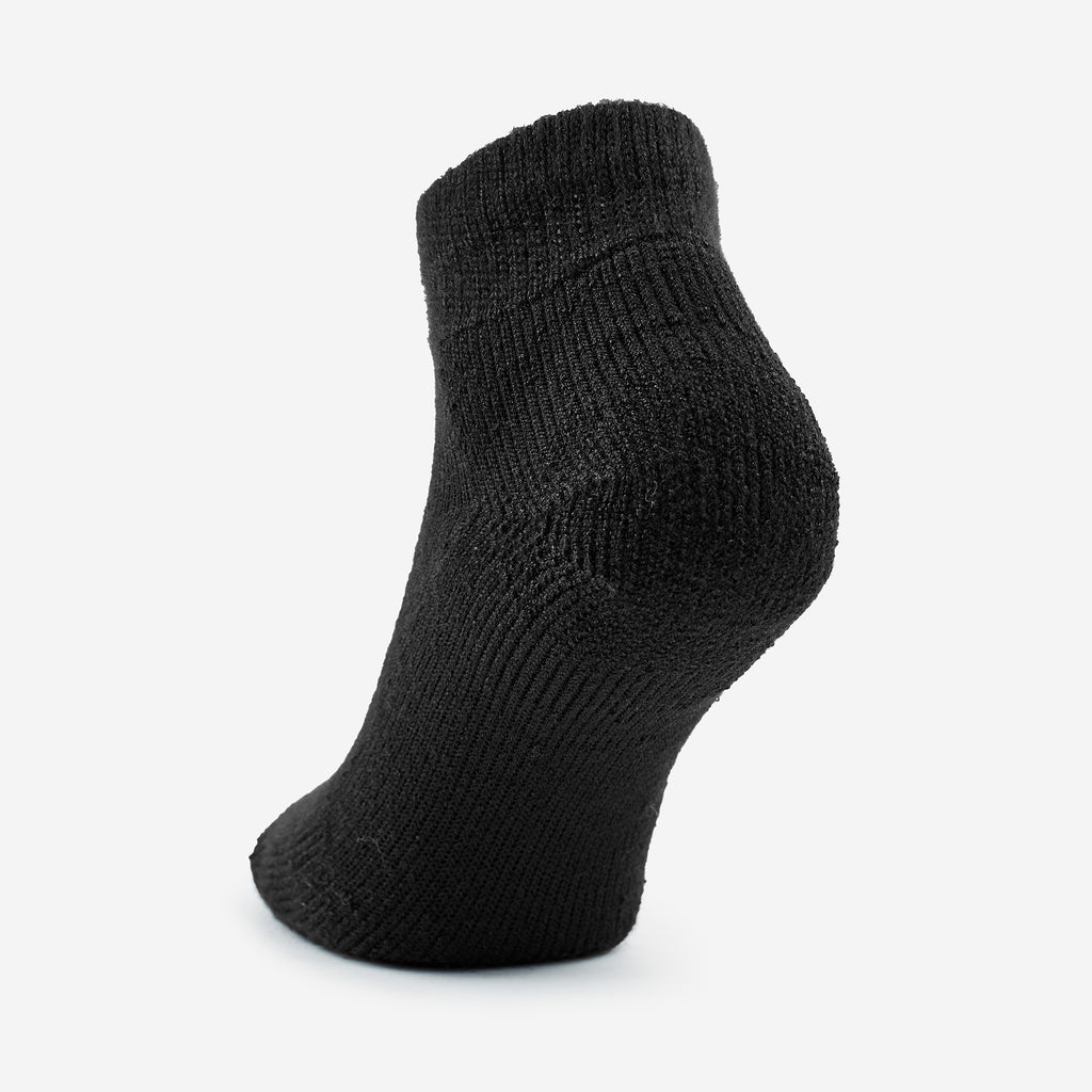 Thorlo Men's Moderate Cushion Ankle Diabetic Socks | #color_black