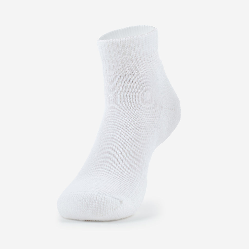 Thorlo Men's Moderate Cushion Ankle Diabetic Socks | #color_white