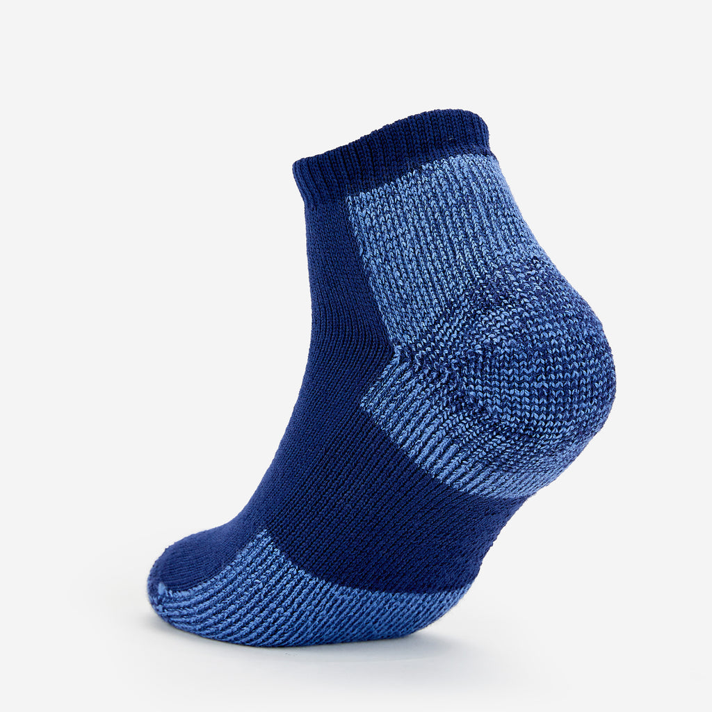 Thorlo Maximum Cushion Low-Cut Running Socks | #color_Navy