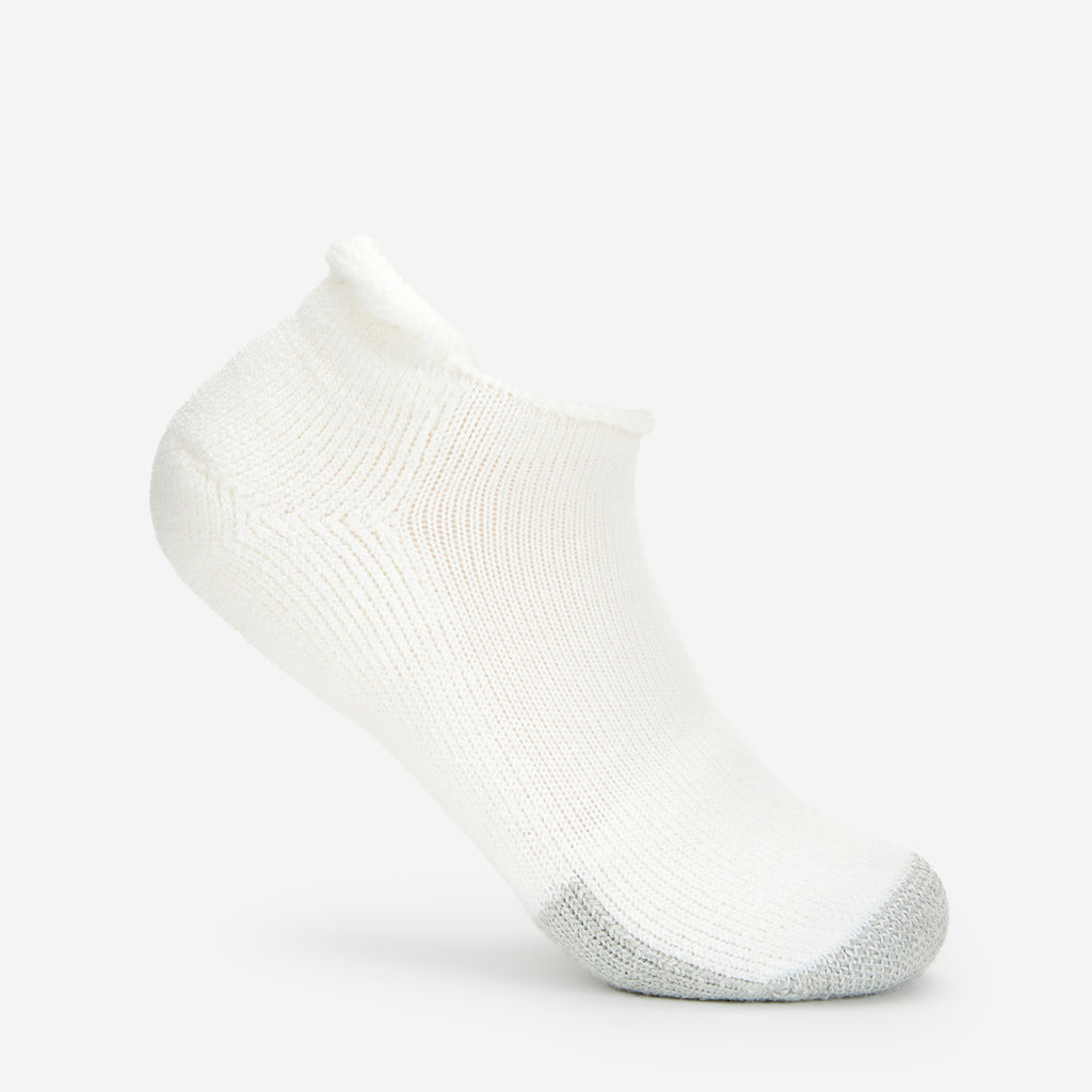 Thorlo Maximum Cushion Rolltop Tennis Socks | #color_white