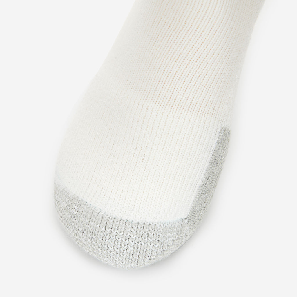 Thorlo Maximum Cushion Rolltop Tennis Socks | #color_white