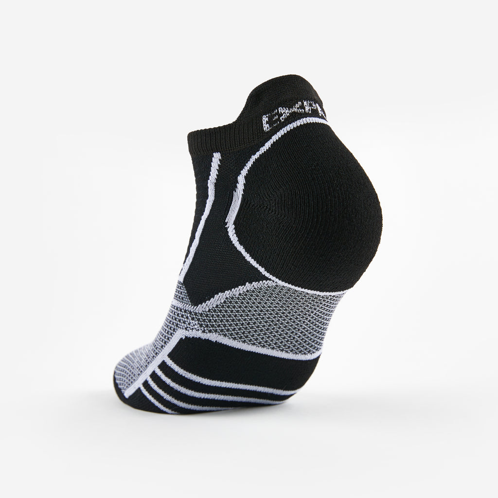 Thorlo Experia PROLITE Ultra-Light Cushion No-Show Tab Rocket Grip Socks | #color_Black/White